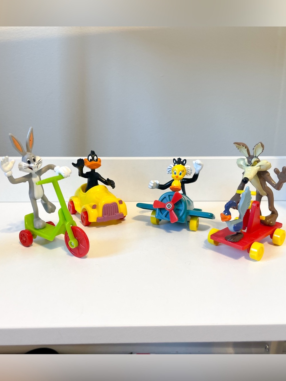 Vintage Looney Tunes Toys - McDonalds Happy Meal - Complete Set (4) - From 1989